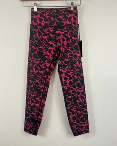 L'urv women's 7/8 leggings activewear pants Tortoise Dream hot pink Size XS NWT - Picture 1 of 10