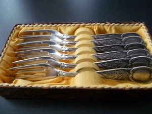 Six German Empire, Floral Handle Silver Plated Pastry Forks 'Heh Siekmann' Lippe - Picture 1 of 12