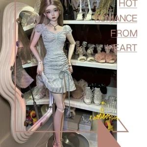 1/4 1/3 SEITE EID BJD Puppenkleidung grau Slim Fit Kleid geprägtes Muster Kordelzug - Bild 1 von 7