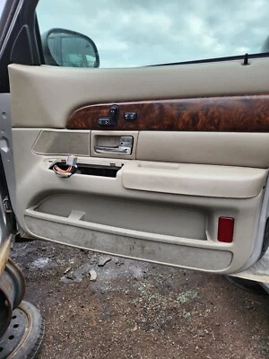 Panel de puerta interior delantera derecha Greystone 09-11 Mercury Grand Marquis  Foto 1 de 4