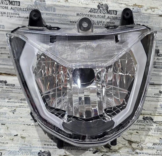 Faro anteriore ducati hypermotard 950 sp 52010461C - Immagine 1 di 4