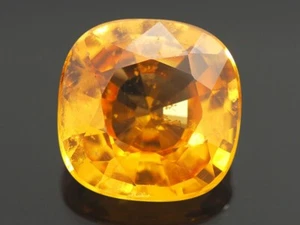 NATURAL MINE - CUSHION YELLOW SAPPHIRE 1.02 CTS. - Bild 1 von 3
