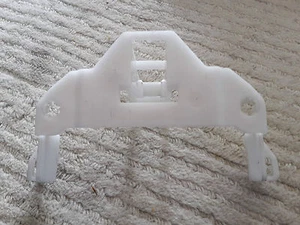 RENAULT UNKNOWN MODELS PLASTIC BRACKET NEW GENUINE 8200359501 - Picture 1 of 2