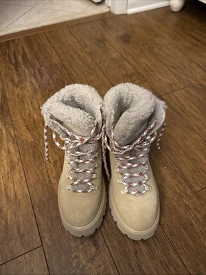 Botas con cordones forradas de piel de oveja Woolrich talla 7/37 Foto 1 de 4