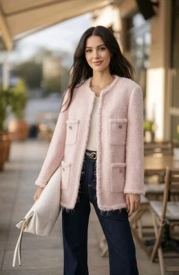 Piumino in tweed fuzzy rosa blush fatto a mano, vestibilità rilassata, bouclé, taglia M,L - Immagine 1 di 4