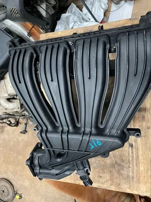 Colector de admisión Chrysler PT CRUISER 06 Foto 1 de 2