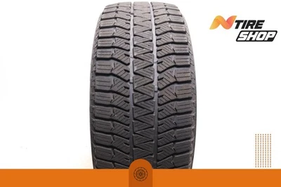 Usado 235/45R18 Bridgestone Blizzak WS90 sin tachuelas - 94H - 8/32 sin reparaciones Foto 1 de 4