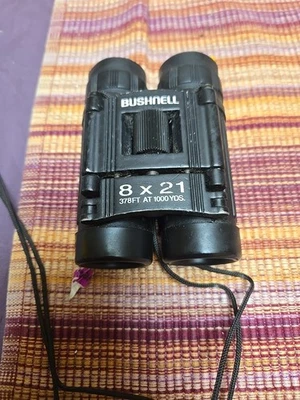 Bushnell 8 x 21 378 Feet at 1000 Yards Compact Pocket Binoculars - Image 1 of 4