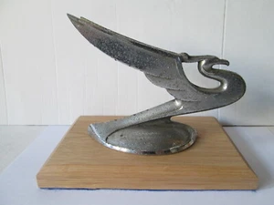 Chevrolet Phoenix 1934 car mascot. Hood ornament. Bonnet mascot. Chevrolet cars. - Picture 1 of 9