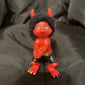 VINTAGE FUNNY BOOTS DEVIL FIGURINE ACTION FIGURE 1985 TOY Rare Unique - Picture 1 of 9