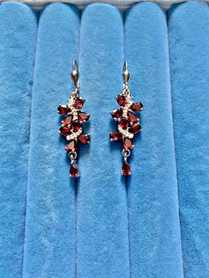 Brincos borboleta floral granada e zircão Moçambique - 4,85 ctw. - Imagem 1 de 3