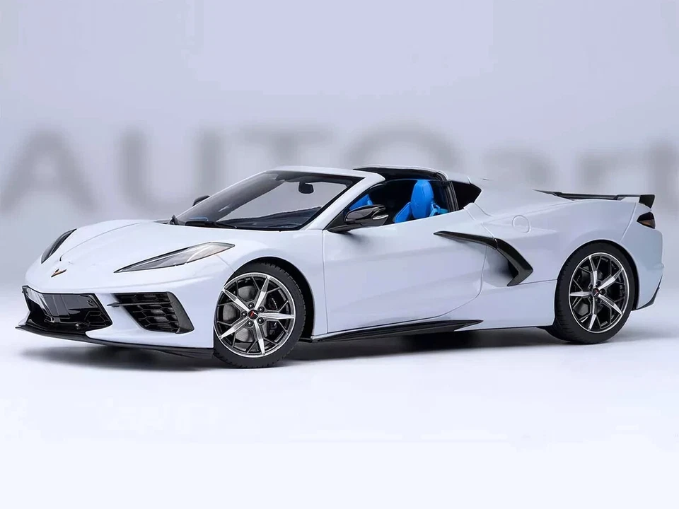 2020 Chevrolet Corvette C8 Stingray Ceramic Gray 1/18 Model Car By Autoart 71284