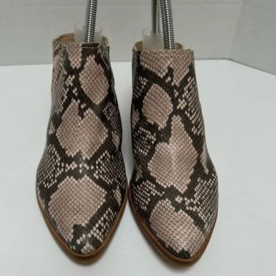 Botín Dolce Vita piel de serpiente piel de mula sin cordones tacón bloque talla 8,5 Foto 1 de 4