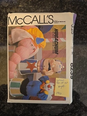 Vintage McCall's Sewing Craft Pattern 1982 Stuffed Toys 13" To 40" Uncut  - Image 1 of 2