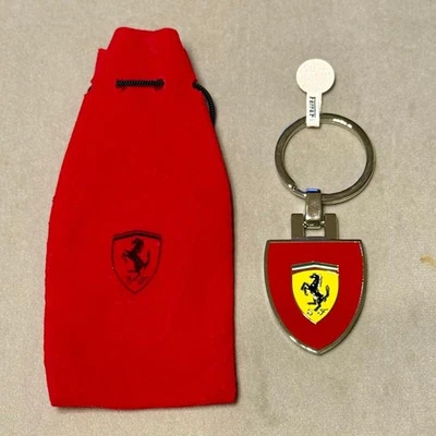[Import duties included] Ferrari Keychain with Emblem and Red Pouch, Used, Some - Image 1 of 4