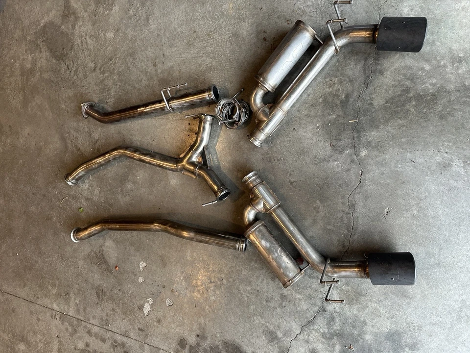 17-21 Civic Si Magnaflow NEO series catback exhaust /w carbon fiber tips - Image 1 of 4