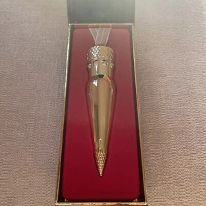 CHRISTIAN LOUBOUTIN - COLOR DE LABIOS SATINADO SEDOSO - TORERRA 500 - 0,13 OZ - EN CAJA - Imagen 1 de 4