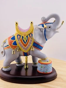 Lenox Porcelain Carousel Elephant Figurine Wood Base 7.25” Mint Condition VTG - Picture 1 of 16