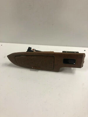 Interruptor de ventana trasera derecha Infiniti Q45 2001  Foto 1 de 3