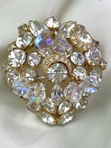 KRAMER Vintage Stunning Gold Tonę Crystal Rhinestone Pin Brooch - Picture 1 of 10