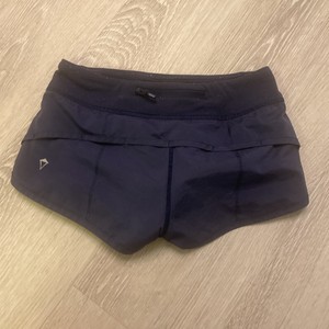 black ivivva shorts