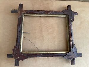 Vintage Adirondack Leaves Wood Picture Frame Tramp Art 8 x 10" in 13 x 15" out