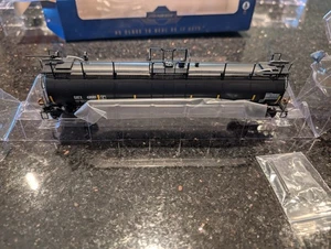 Athearn Genesis GATX TankTrain - "The OilCans" (Lot A of 3 Cars) - Picture 1 of 15