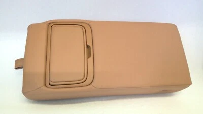 BANCO TRASEIRO APOIO DE BRAÇO CENTRAL COURO COM PORTA-COPO FABRICANTE DE EQUIPAMENTO ORIGINAL 2019-2022 LEXUS ES300H ES350 - Imagem 1 de 4