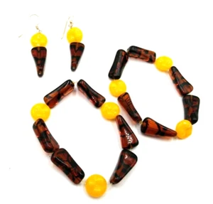 Artisan Made Glass Amber & Yellow Beads 2 Stretch Bracelets & 1" Dangle Earrings - Picture 1 of 3