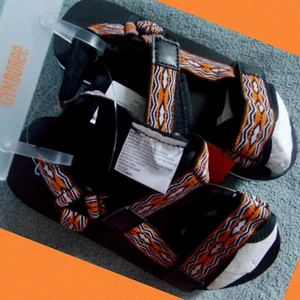 NWT Boys 9/10 Gymboree “Rock the Waves” ORANGE (TEVA-Style) Sand/Water SANDALS - Picture 1 of 4
