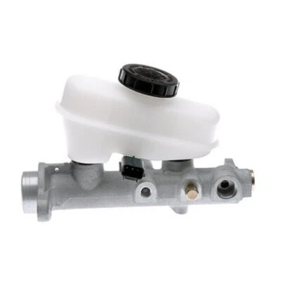 Lincoln Town Car New 1998-2000 Brake Master Cylinder with Traction + Limousines. - Image 1 of 2