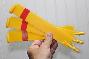 De colección GI Joe Adventure Team - Helicóptero Amarillo - Juego de Cuchillas (3) - Imagen 1 de 6