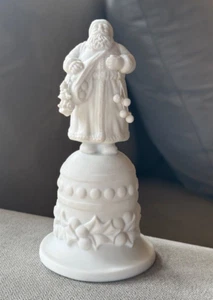 Campana Estatuilla Decorativa Papá Noel Porcelana Blanca Departamento 56 - Imagen 1 de 9