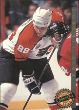 1992-93 (FLYERS) OPC Premier Top Rookies #1 Eric Lindros