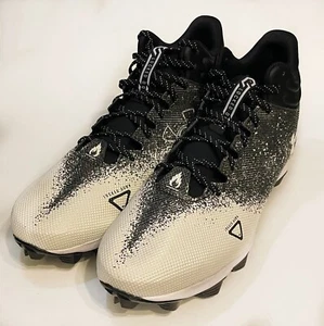 NEW! Under Armour Men Spotlight Franchise RM 2 Sz 16 Football Cleats 3025083-001 - Picture 1 of 10