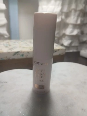 Bastão de filtro Catrice Soft Glam 010 luz justa reforço de brilho selado - Imagem 1 de 2