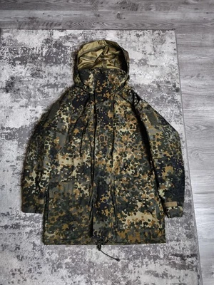 Men's Camouflage Hunting Forrest Waterproof YKK Jacket Size 48/50 Army  - Image 1 of 4