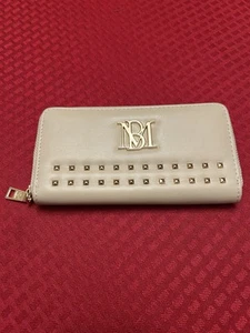 NWOT Badgley Mischka Zip Around Wallet with Gold Studs Taupe - Picture 1 of 5