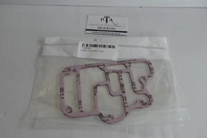 JUNTA CUBIERTA RESPIRADOR TRIUMPH TIGER 1200 MODELOS ** VER NOTAS ** - Imagen 1 de 4