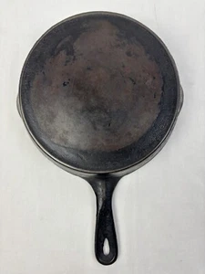 Vintage Chicago Hardware Foundry CHF #5 Cast Iron Skillet Diamond Logo Heat Ring - Picture 1 of 18