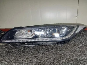 2015 Hyundai Genesis DH Left Headlight 92101B1 - Picture 1 of 3