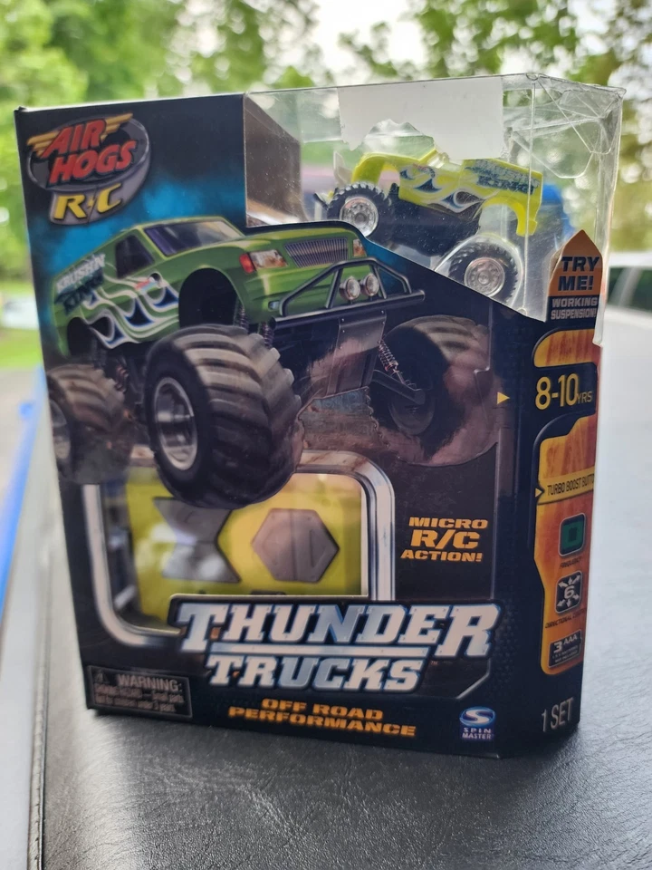 Air Hogs Micro RC Remote Control Thunder Trucks Krush'n King Green NEW - Image 1 of 3