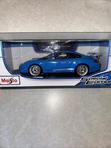 Maisto 1:18 Diecast Porsche 911 GT3 RS 4.0 NIB Blue - Picture 1 of 7