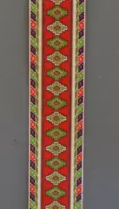 Miniatur Puppenhaus Läufer Teppich Rug rot und grün ca. 14"L x 2"B NEU - Bild 1 von 2