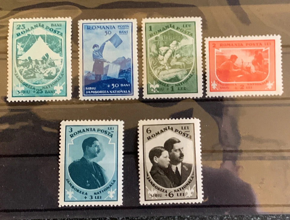 Juego Boy Scouts Rumania 1932 como nuevo con bisagras Foto 1 de 1