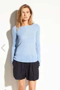 W341 NWT VINCE 100% CASHMERE V NECK FIT BACK WOMEN SWEATER SIZE XS, S, M, L $295 - Picture 1 of 4