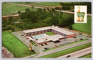 Vintage Holiday Inn Postcard Green Bay Wisconsin CurteichColor 3D Aerial View - Picture 1 of 3
