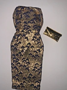 Vintage Barbie bambola oro e blu zoppo blu navy tubino vestito 1963 borsa quasi nuovo - Foto 1 di 8