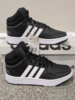 Размер 13K унисекс Adidas обручи средний 3,0 K черный/белый шнурует вверх баскетбольные кроссовки - Изображение 1 из 4