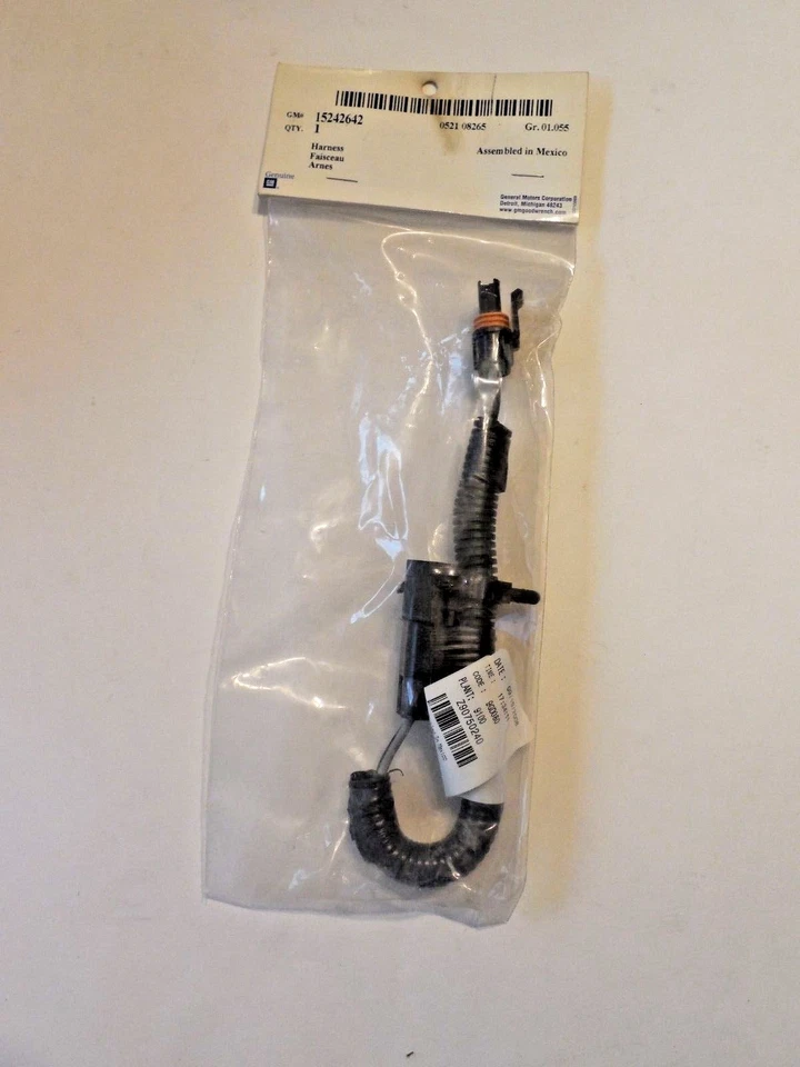 Arnés de cables del ventilador de refrigeración del motor Chevrolet Malibu 04 - 09 GM 15242642  Foto 1 de 1